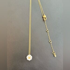 New Kate Spade Daisy necklace